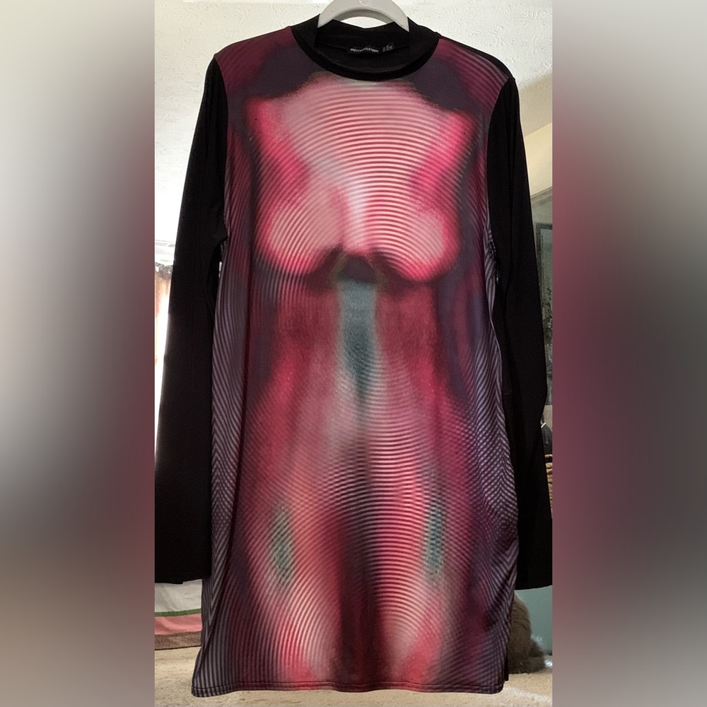 Pretty Little Thing Pixilated long sleeve dress 20